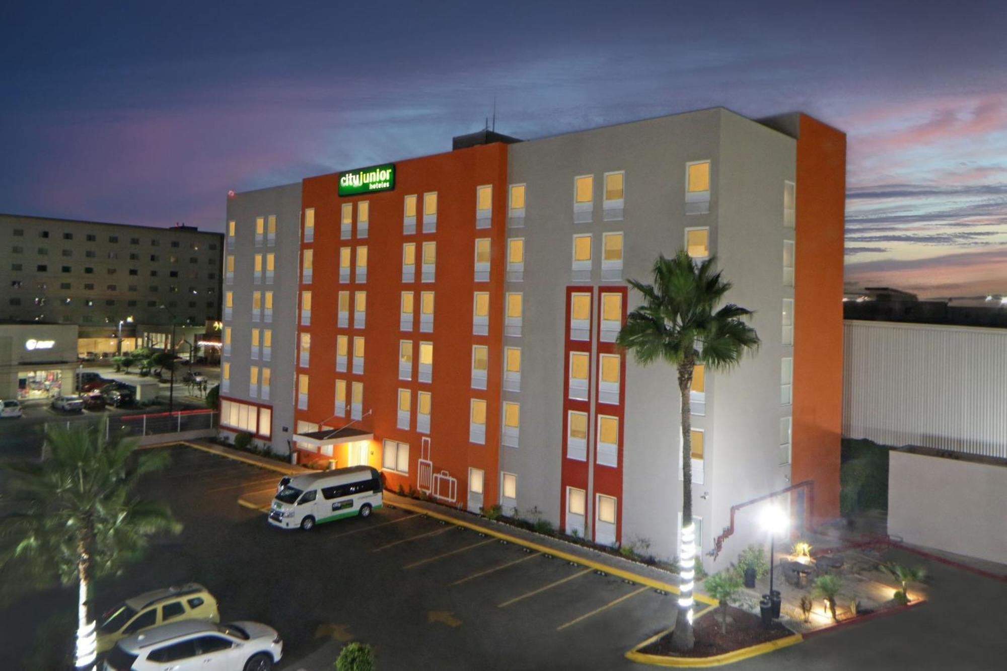 hotel city express jr tijuana otay